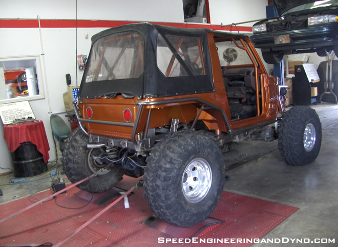 Suzuki Samurai with Chevy Vortec power, Toyota trussed axles, custom bars by Tellico Tubes, triangulated 4 link ...